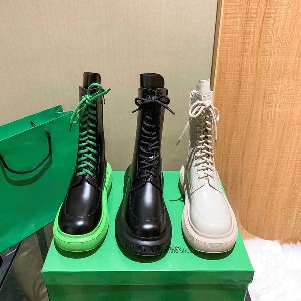 designer luxury tire leather boots ladies ankle cowskin chelsea haif boot autumn winter classic fashion lace up round toe shoe quality, Black
designer luxury tire leather boots ladies ankle cowskin chelsea haif boot autumn winter classic fashion lace up round toe shoe quality, Black