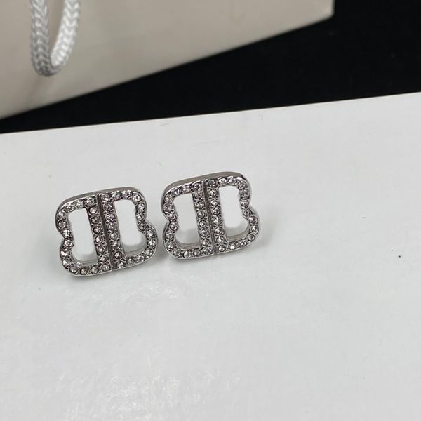 womens earring stud designer luxury silver studs for women female fashion full diamond ear studs ladies wedding party gift letter b hoop ear, Golden;silver
womens earring stud designer luxury silver studs for women female fashion full diamond ear studs ladies wedding party gift letter b hoop ear, Golden;silver