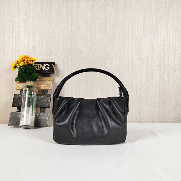 shoulder bag new pleated handbag versatile bag leather women's mini one oblique straddle 221221
shoulder bag new pleated handbag versatile bag leather women's mini one oblique straddle 221221