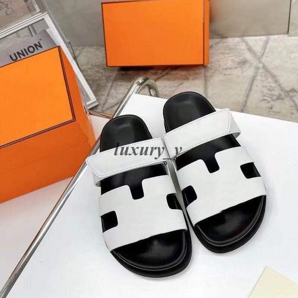 designer slippers chypre beach classic flat sandals luxury summer lady leather flip flops men women slides size 35-44 a071, Black
designer slippers chypre beach classic flat sandals luxury summer lady leather flip flops men women slides size 35-44 a071, Black