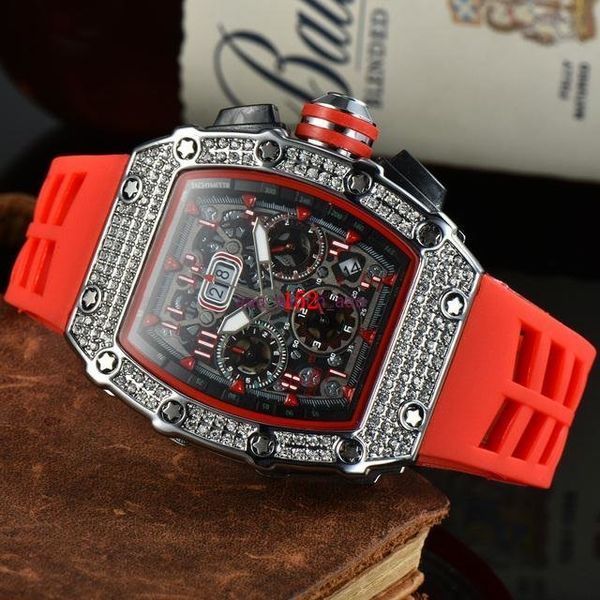 2022 6-pin luxury new men's diamond quartz watch insulating glass back stainless steel case black rubber aaa, Slivery;brown
2022 6-pin luxury new men's diamond quartz watch insulating glass back stainless steel case black rubber aaa, Slivery;brown