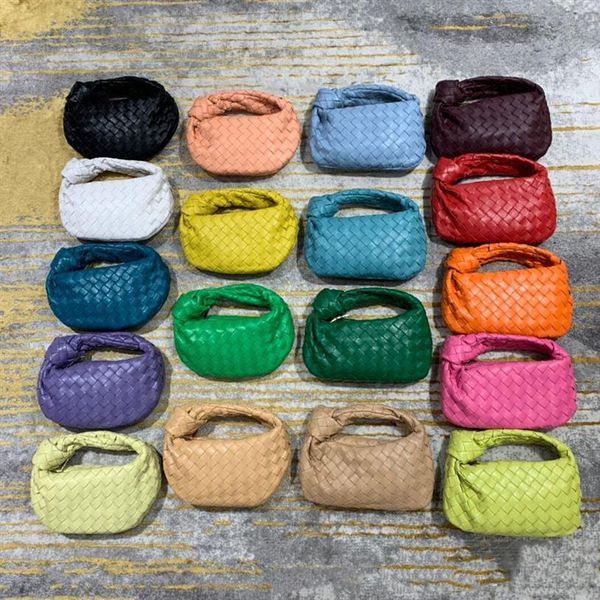luxurys designer cloud hobo bag fashion tote handmade woven bags genuine leather shoulder sac lady cross body knotted handle casua212i
luxurys designer cloud hobo bag fashion tote handmade woven bags genuine leather shoulder sac lady cross body knotted handle casua212i