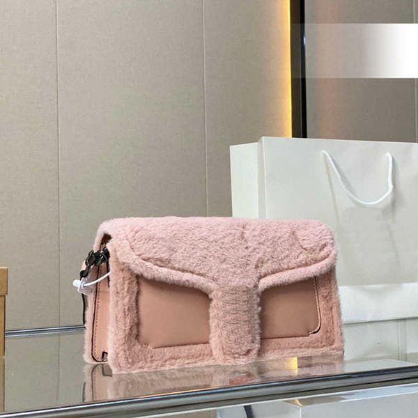 totes coabag morgan designer bags womens plush tote bag luxurys handbag chain bags leather pouch designers cross body handbag purse 221024/1
totes coabag morgan designer bags womens plush tote bag luxurys handbag chain bags leather pouch designers cross body handbag purse 221024/1