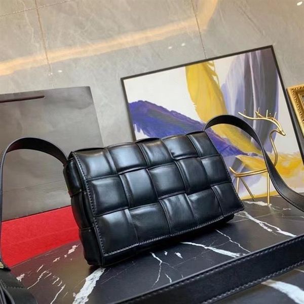 plain artwork crossbody bags for women fashion female pillow tofu small square bag retro handbags ladies shoulder purses and handb283t
plain artwork crossbody bags for women fashion female pillow tofu small square bag retro handbags ladies shoulder purses and handb283t