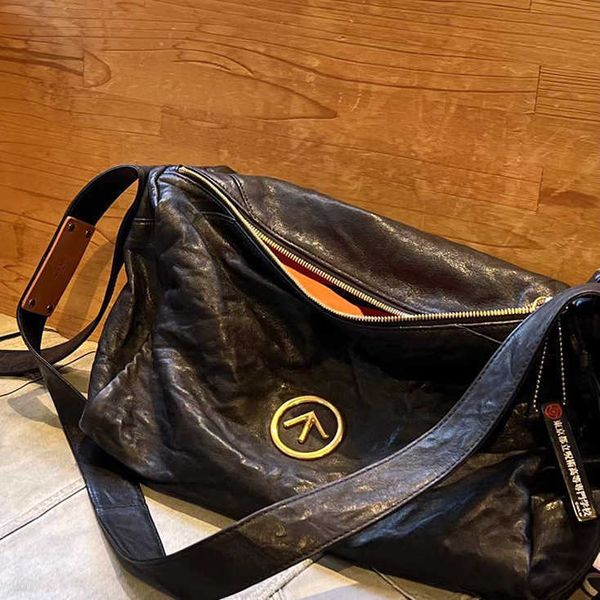 shoulder bag grotto gele arrow wrap blackstone one oblique span fold large medium 221221
shoulder bag grotto gele arrow wrap blackstone one oblique span fold large medium 221221