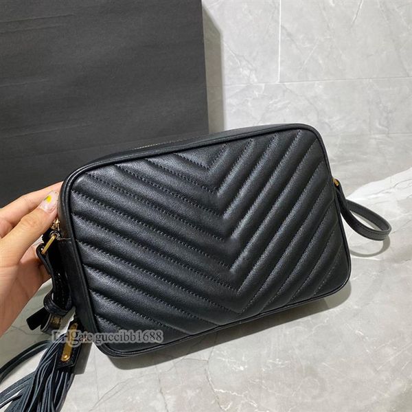 chevron quilted crossbody purses lou tassel bag luxurys designers womens black calfskin leather camera bags with date 331a
chevron quilted crossbody purses lou tassel bag luxurys designers womens black calfskin leather camera bags with date 331a