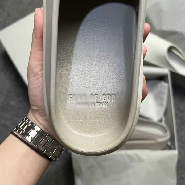 designer fog slippers adilette 2023 slides men women fashion shoes outdoor sandals summer massage pantoufle black boosts slipper summer beac
designer fog slippers adilette 2023 slides men women fashion shoes outdoor sandals summer massage pantoufle black boosts slipper summer beac