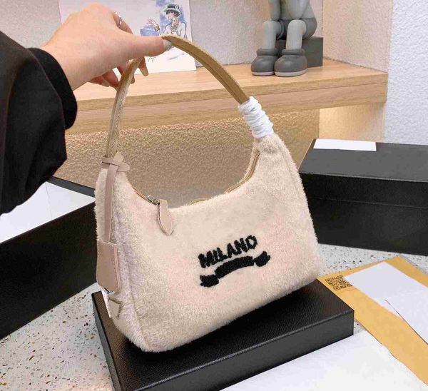 luxury designer bag women fur 5a shoulder bags hobo re-edition lady purse armpit handbag clutch bag tote girl love it
luxury designer bag women fur 5a shoulder bags hobo re-edition lady purse armpit handbag clutch bag tote girl love it