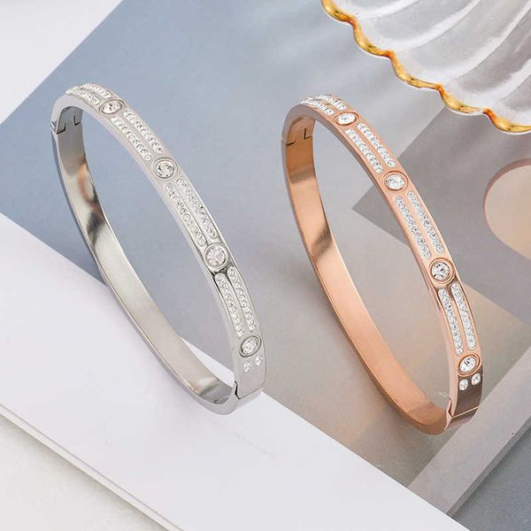 ii17 designer c home mantianxing two row diamond bracelet fashion new style titanium rose gold, Black
ii17 designer c home mantianxing two row diamond bracelet fashion new style titanium rose gold, Black