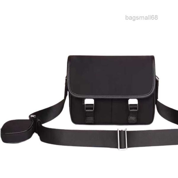 wholesale canvas men messenger bag classic cross body satchel waterproof canvas shoulder bags parachute fabric purse p06 bagsmall68
wholesale canvas men messenger bag classic cross body satchel waterproof canvas shoulder bags parachute fabric purse p06 bagsmall68