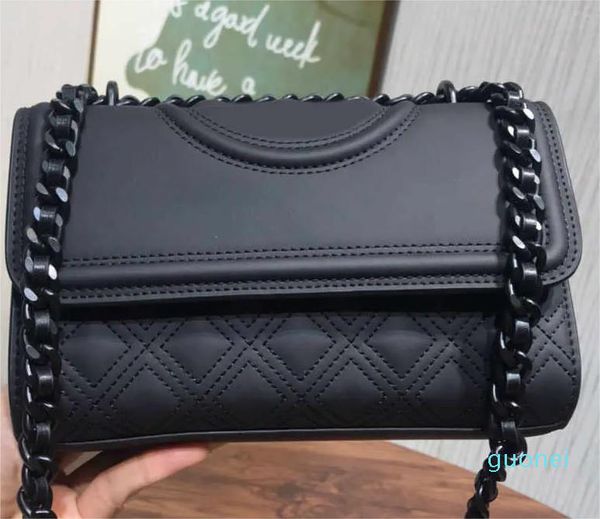 designer-shoulder bags luxurys handbags women matte black chain square tassel bag women designer leather chain phone handbags
designer-shoulder bags luxurys handbags women matte black chain square tassel bag women designer leather chain phone handbags