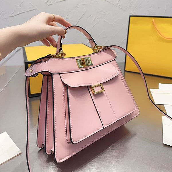 crossbody shoulder bag tote beach bag women handbag purse large capacity pocket fashion metal letters detachable strap plain single handle g
crossbody shoulder bag tote beach bag women handbag purse large capacity pocket fashion metal letters detachable strap plain single handle g