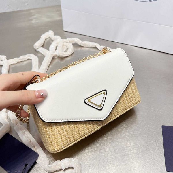 5a shoulder bag designer straw chain bag fashion inverted triangle pattern women cross body classic handbag
5a shoulder bag designer straw chain bag fashion inverted triangle pattern women cross body classic handbag