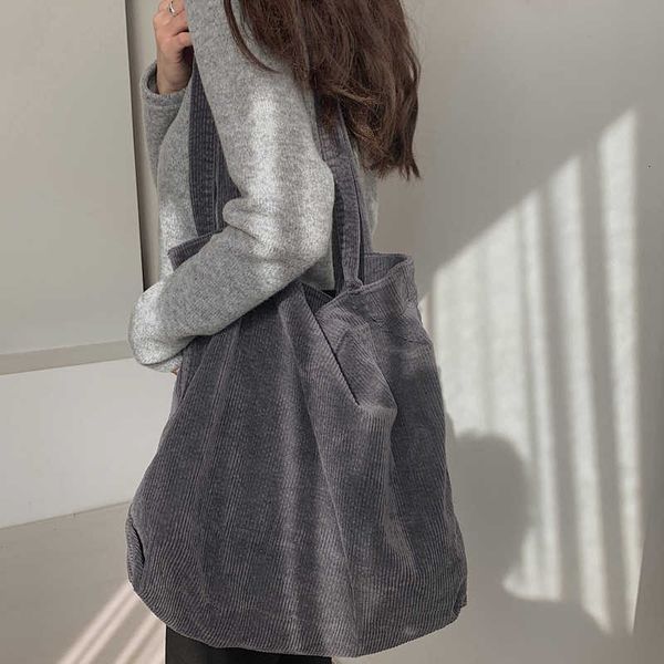 korean versatile large capacity shopping bag leisure literature washing corduroy simple womenshoulder
korean versatile large capacity shopping bag leisure literature washing corduroy simple womenshoulder