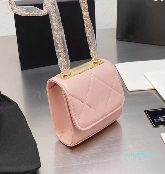 cc women mini vanity with classic flap bags quilted gold chain crossbody trunk lambskin trendy 215 leather totes matelasse lady girl cosmeti
cc women mini vanity with classic flap bags quilted gold chain crossbody trunk lambskin trendy 215 leather totes matelasse lady girl cosmeti
