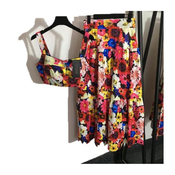 summer new womens two piece dress designer tank fashion women sling and hip wrap dress poncho dresss designers brand apparel sizes l, Black;gray
summer new womens two piece dress designer tank fashion women sling and hip wrap dress poncho dresss designers brand apparel sizes l, Black;gray