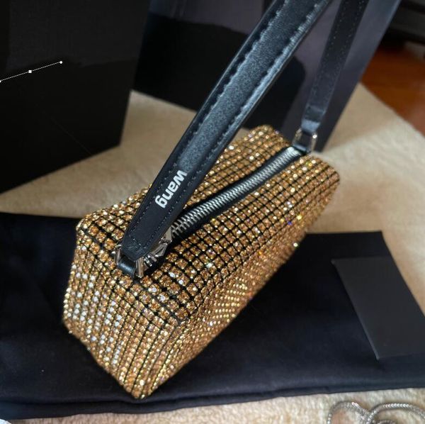 tier quality diamond women shoulder bag 2022 new crystal handbags summer fashion underarm purses luxury totes bling leather classic shiny ha
tier quality diamond women shoulder bag 2022 new crystal handbags summer fashion underarm purses luxury totes bling leather classic shiny ha