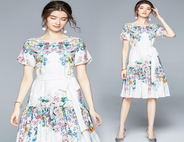 quality elegant runway printed white dress 2021 ladies designer short sleeve oneck office holiday prom slim floral pleated d6599239, Black;gray
quality elegant runway printed white dress 2021 ladies designer short sleeve oneck office holiday prom slim floral pleated d6599239, Black;gray