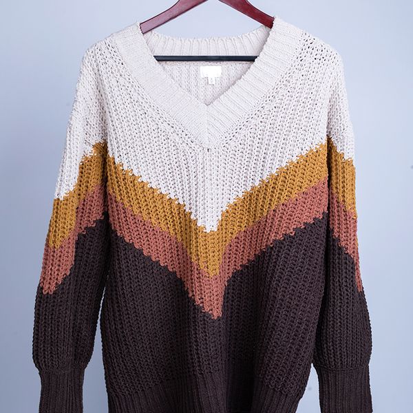 men's sweater chenille v-neck pullover 100% polyester chenille woven pattern is novel comfortable and soft to wear, White;black
men's sweater chenille v-neck pullover 100% polyester chenille woven pattern is novel comfortable and soft to wear, White;black