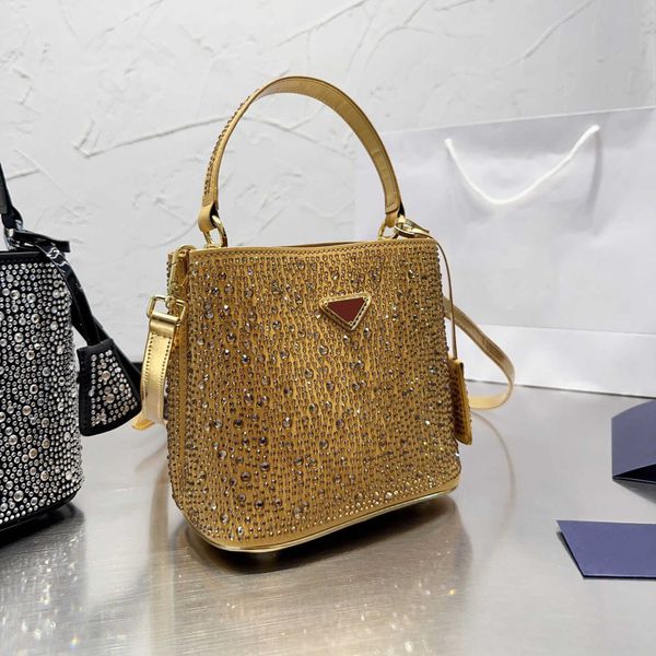 totes bags women rhinestone bag designer handbags luxury party shoulder bags fashion shopping tote purse wallet 221222
totes bags women rhinestone bag designer handbags luxury party shoulder bags fashion shopping tote purse wallet 221222