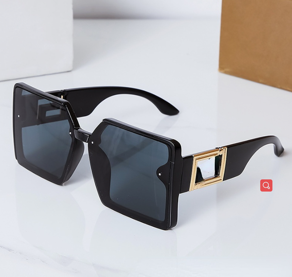 sunglasses fashionable women's uv protection to make big face thin-looked women's women's summer, White;black
sunglasses fashionable women's uv protection to make big face thin-looked women's women's summer, White;black