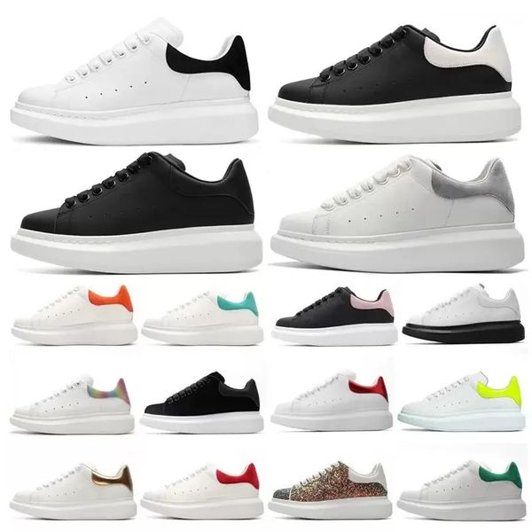 with box designer woman shoe leather lace up men fashion platform oversized sneakers white black womens luxury velvet suede casual shoes cha
with box designer woman shoe leather lace up men fashion platform oversized sneakers white black womens luxury velvet suede casual shoes cha