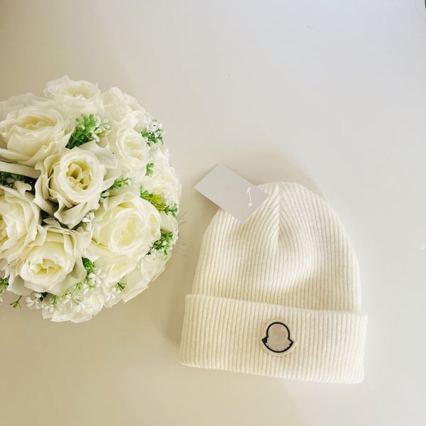 classic designer winter beanie luxury knitted hat dmens moner fitted hats cashmere letters casual skull caps outdoor fashion 13colors, Blue;gray
classic designer winter beanie luxury knitted hat dmens moner fitted hats cashmere letters casual skull caps outdoor fashion 13colors, Blue;gray