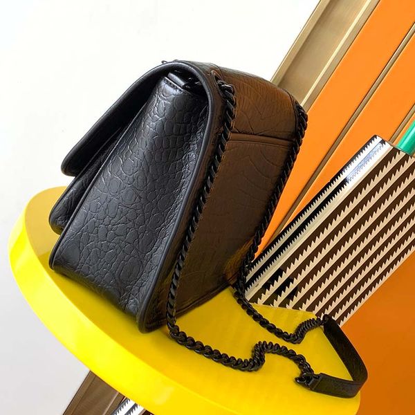 luxurys designers tassel handbags bag women leather letter leathers solid postman handbags style good nice designer shoulder clutch accessor
luxurys designers tassel handbags bag women leather letter leathers solid postman handbags style good nice designer shoulder clutch accessor