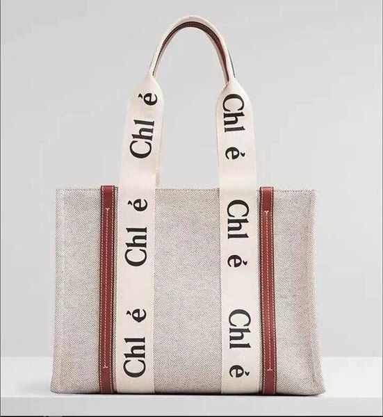 designer shoulder bag letter print stripe large capacity nylon tote canvas female casual handbag
designer shoulder bag letter print stripe large capacity nylon tote canvas female casual handbag