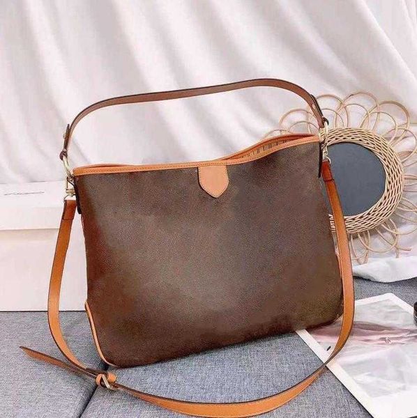 2023 large capacity fashion classic women shoulder bag good woman single handle totes shopping bags
2023 large capacity fashion classic women shoulder bag good woman single handle totes shopping bags