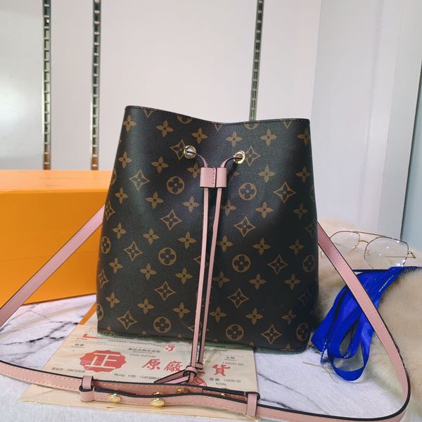 designer ladies shopping bags totes handbag genuine leather brand messenger chain classic fashion celebrity woman bag luxury
designer ladies shopping bags totes handbag genuine leather brand messenger chain classic fashion celebrity woman bag luxury