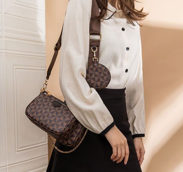 2023 designers multicolored fashion bags leather shoulder straps shoulde bags luxurys women chain strap crossbody purse messenger handbags f
2023 designers multicolored fashion bags leather shoulder straps shoulde bags luxurys women chain strap crossbody purse messenger handbags f