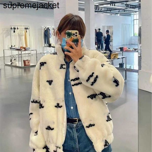 designer jacket woman 2023 new ce letter design high grade hairy women's korean version loose autumn and men winter stand collar coat s, Black;brown
designer jacket woman 2023 new ce letter design high grade hairy women's korean version loose autumn and men winter stand collar coat s, Black;brown