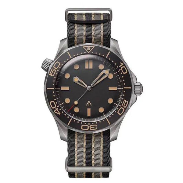 2023 u1 grade aaa mens watch automatic movement mechanical montre de luxe bond 007 nato 300m wristwatches, Slivery;brown
2023 u1 grade aaa mens watch automatic movement mechanical montre de luxe bond 007 nato 300m wristwatches, Slivery;brown