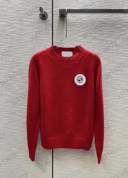 womens sweaters sequin embroidery logo decoration long sleeve knitted sweater threaded crewneck slim joker knitwear women clothes 3 colors, White;black
womens sweaters sequin embroidery logo decoration long sleeve knitted sweater threaded crewneck slim joker knitwear women clothes 3 colors, White;black
