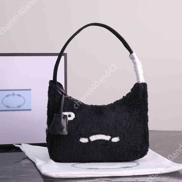 totes winter prabag the tote bag corduroy 4 color triangle designer bags women underarm shoulderbag crossbody fashion lady purses handbags66
totes winter prabag the tote bag corduroy 4 color triangle designer bags women underarm shoulderbag crossbody fashion lady purses handbags66