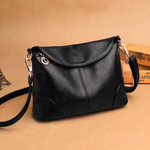 womenbag 2022 new fashion messenger single shoulder womens middle-aged mothersoft leather small square
womenbag 2022 new fashion messenger single shoulder womens middle-aged mothersoft leather small square
