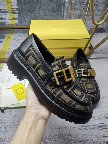 2022 designer sandals for women ladies hollowed out pattern flats low heels slippers fashion luxe tories slides rubber summer flip flops out, Black
2022 designer sandals for women ladies hollowed out pattern flats low heels slippers fashion luxe tories slides rubber summer flip flops out, Black
