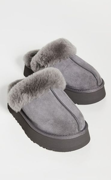 designer slippers luxury women's furry wool slipper flats round toes eu35-40 with box inddor l, Black
designer slippers luxury women's furry wool slipper flats round toes eu35-40 with box inddor l, Black