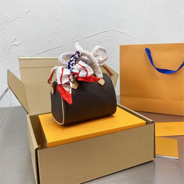 2023 ss famous designer lady fashion handbags shoulder bags totes clutch bag cross body luxury women silk scarves decoration canvas microfib
2023 ss famous designer lady fashion handbags shoulder bags totes clutch bag cross body luxury women silk scarves decoration canvas microfib