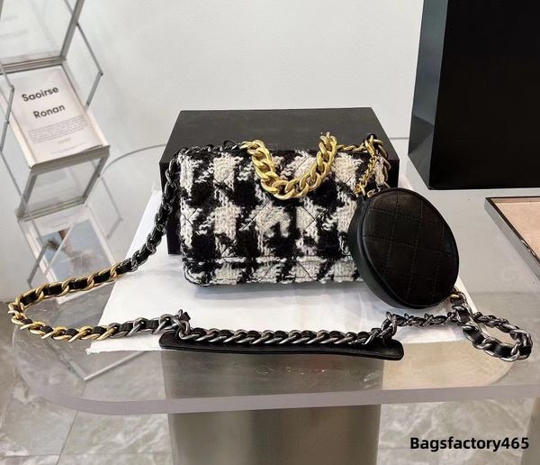 2022 designer women tweed crossbody shoulder bag summer vintage fashion handbags woolen houndstooth handbag with wholesale purse
2022 designer women tweed crossbody shoulder bag summer vintage fashion handbags woolen houndstooth handbag with wholesale purse