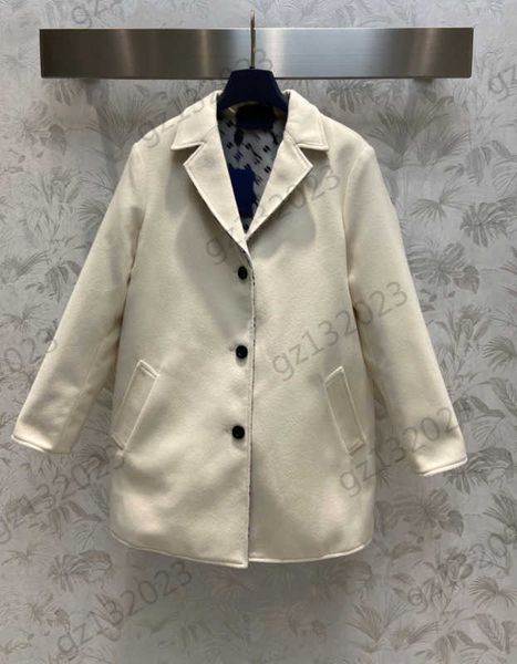 women jackets lapel silhouette tweed suit jackets three button jacquard lining warm coat autumn winter commute style womens apparel 1970, Black;brown
women jackets lapel silhouette tweed suit jackets three button jacquard lining warm coat autumn winter commute style womens apparel 1970, Black;brown