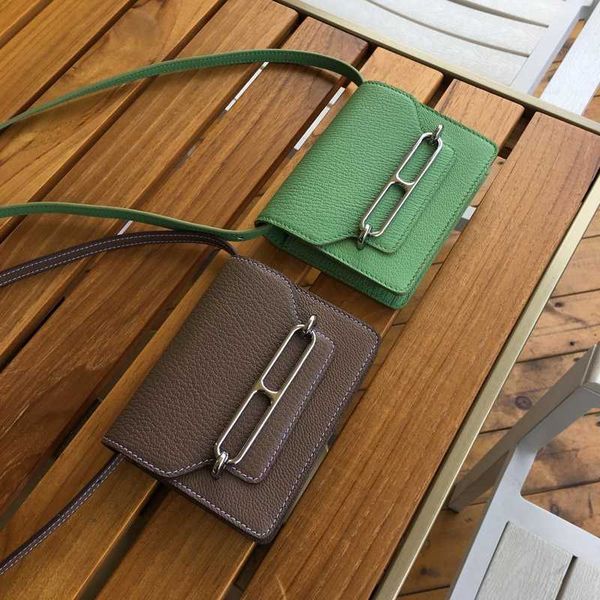 herme bags hand roulis goat skin slim pig nose small purse super mini one shoulder cross body leather women's waist
herme bags hand roulis goat skin slim pig nose small purse super mini one shoulder cross body leather women's waist