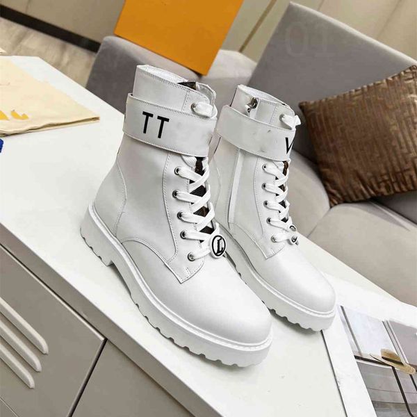 luxury design boots louiseity fashion women retro decoration winter warm snow non slip high heel martin knight tassel casual socks boots viu, Black
luxury design boots louiseity fashion women retro decoration winter warm snow non slip high heel martin knight tassel casual socks boots viu, Black
