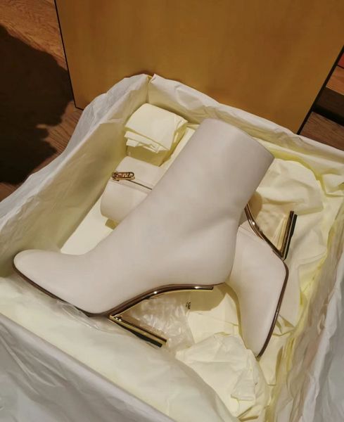 winter fashion first ankle boots women winter martin booties white black nude leather f-shaped rounded toe gold-colored metal combat booty
winter fashion first ankle boots women winter martin booties white black nude leather f-shaped rounded toe gold-colored metal combat booty