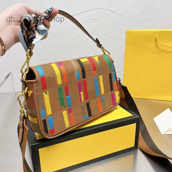 brown baguette bag crossbody bags retro letter prints messenger handbag trendy flap bak package wide shoulder starp colored old flower
brown baguette bag crossbody bags retro letter prints messenger handbag trendy flap bak package wide shoulder starp colored old flower