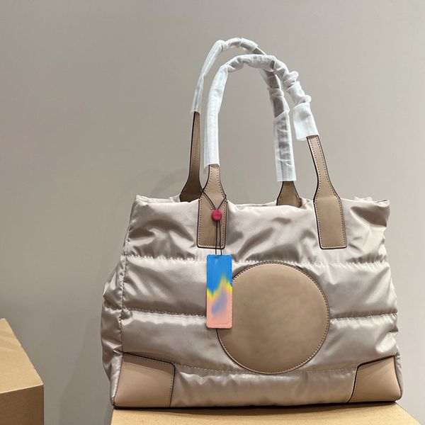 totes bag tote bag women nylon luxury designers handbag fashion all-match classic womens street trend handbags oversized
totes bag tote bag women nylon luxury designers handbag fashion all-match classic womens street trend handbags oversized