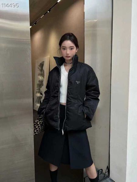 women's down & parkas designer autumn winter new classic triangle style warm and thickened white duck down pure coat mez0, Black
women's down & parkas designer autumn winter new classic triangle style warm and thickened white duck down pure coat mez0, Black