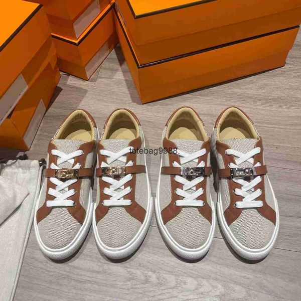 2022 designer luxury shoes day sneakers men women calfskin casual shoes leather outdoor shoe high low white black pink trainers
2022 designer luxury shoes day sneakers men women calfskin casual shoes leather outdoor shoe high low white black pink trainers