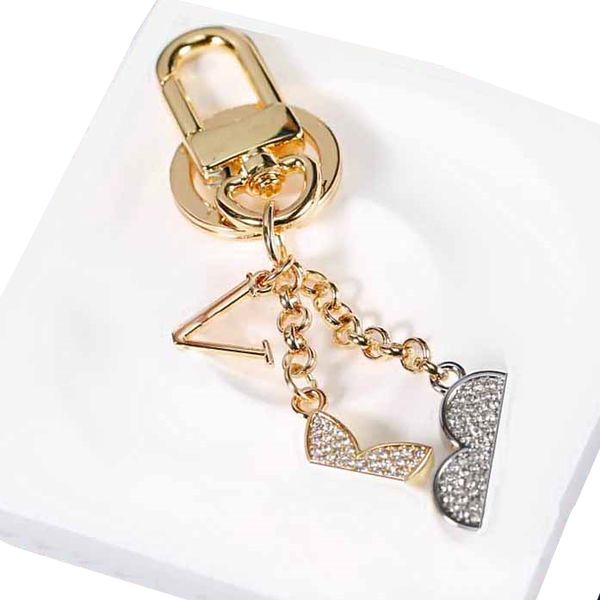 charm designer keychain fashion brand keyring for women bag car key chain trinket jewelry gift exquisite souvenirs accessories, Silver
charm designer keychain fashion brand keyring for women bag car key chain trinket jewelry gift exquisite souvenirs accessories, Silver